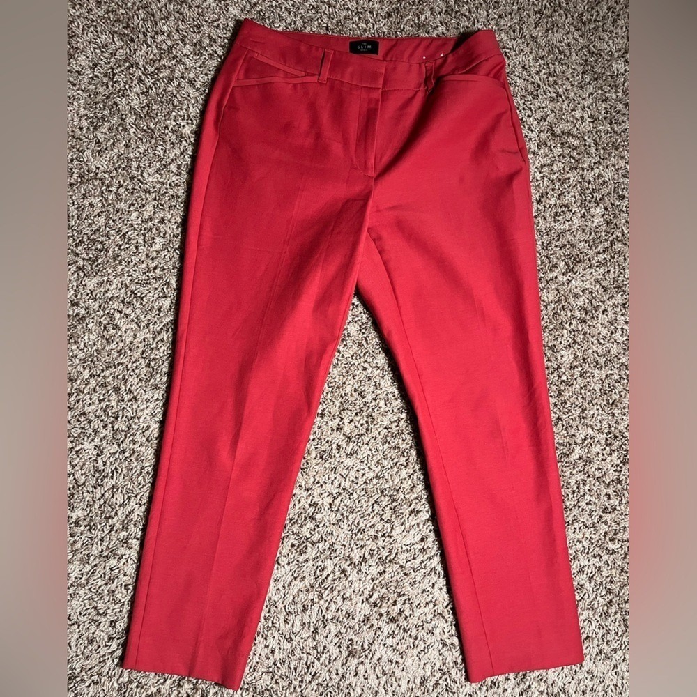Women's White House Black Market Bold Red Chinos size 8‎